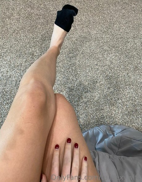 Tallsexywife