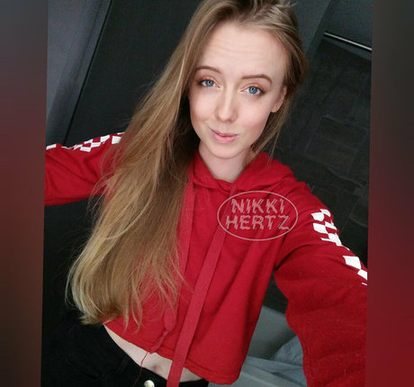 Photo nue de fuite OnlyFans de Thenikkihertz