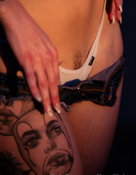 Photo nue de fuite OnlyFans de Itsglitchxx