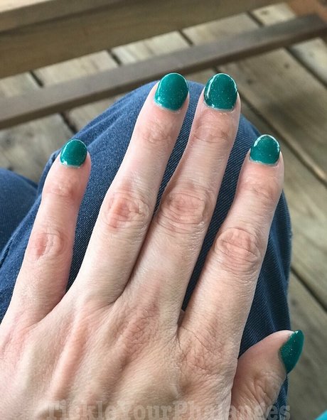 Goddess_tickle