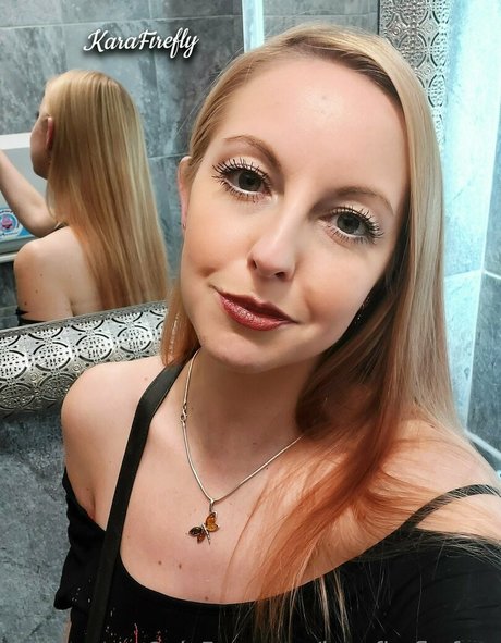 Photo nue de fuite OnlyFans de Karafireflyfree