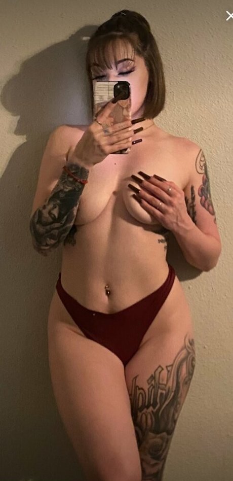 Photo nue de fuite OnlyFans de Baddestmami19