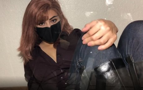 Photo nue de fuite OnlyFans de Haidi Feet Asmr