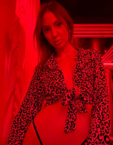 Photo nue de fuite OnlyFans de Katelina