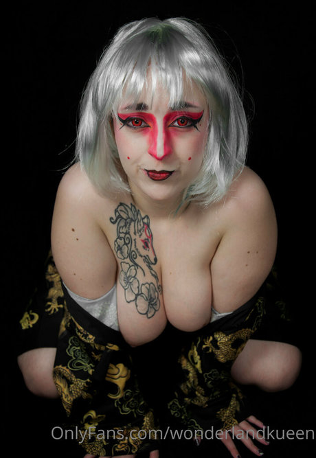 Photo nue de fuite OnlyFans de Wonderlandkueen