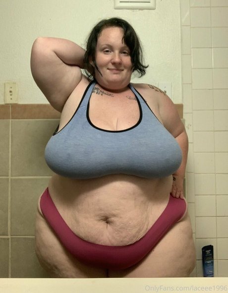 Photo nue de fuite OnlyFans de Laceee1996