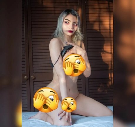 Photo nue de fuite OnlyFans de Dalilakunzz