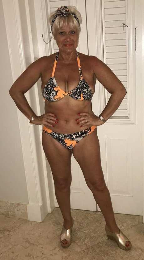 Photo nue de fuite OnlyFans de Denise Welch