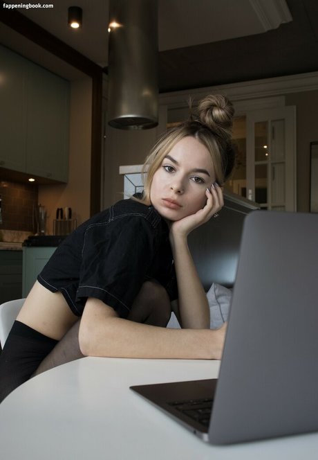 Photo nue de fuite OnlyFans de Emily Poker