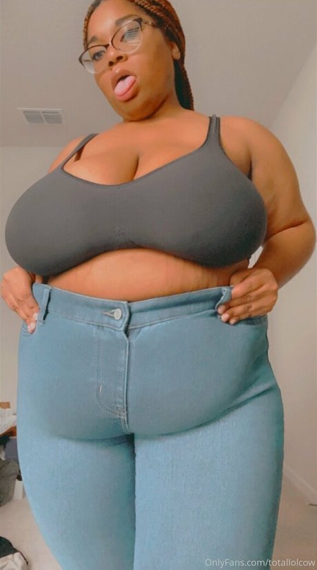 Photo nue de fuite OnlyFans de Totallolcow