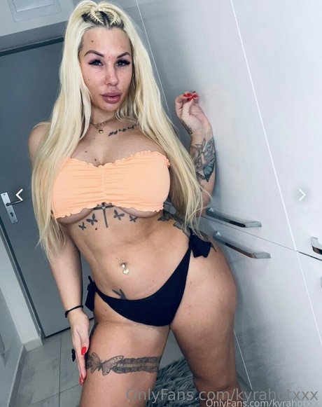 Photo nue de fuite OnlyFans de Kyra Hot