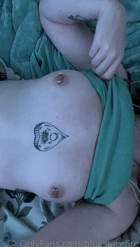 Photo nue de fuite OnlyFans de Bluestarefire
