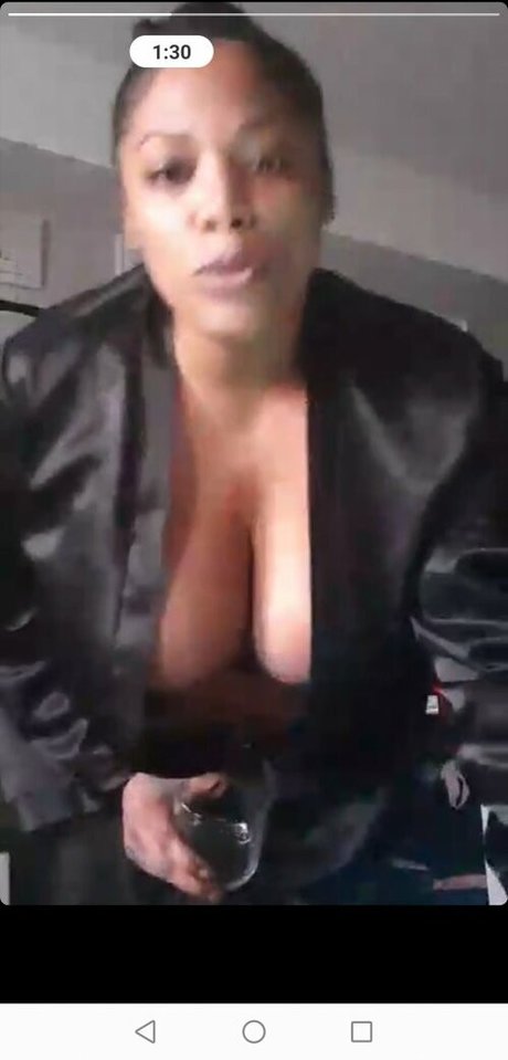 Photo nue de fuite OnlyFans de Clara Marie