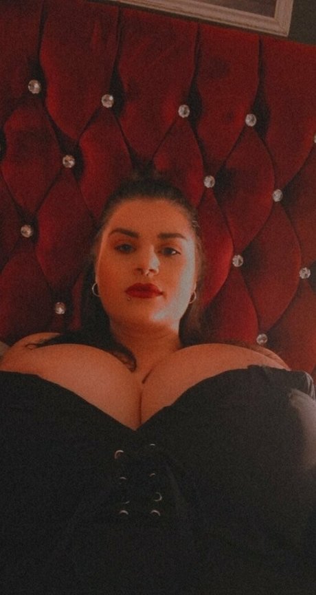 Photo nue de fuite OnlyFans de Lolaceline