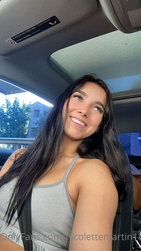 Photo nue de fuite OnlyFans de Nicolettemartin18