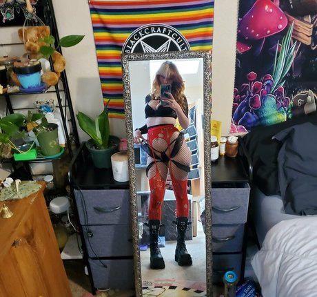 Photo nue de fuite OnlyFans de Lunarlita