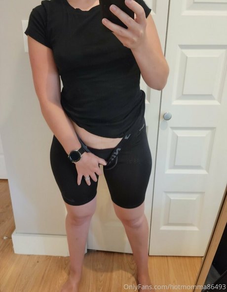 Photo nue de fuite OnlyFans de Hotmomma86493