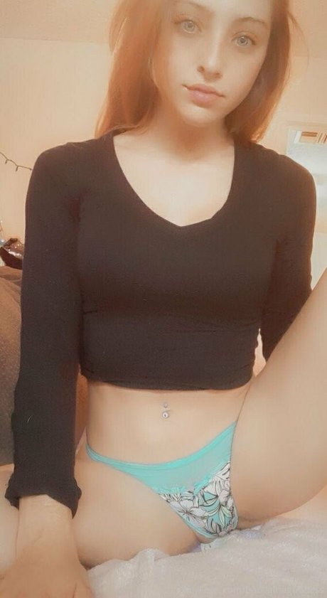 Photo nue de fuite OnlyFans de Babygirlagoddess