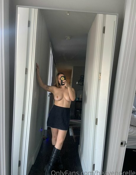 Photo nue de fuite OnlyFans de Heavenorelle