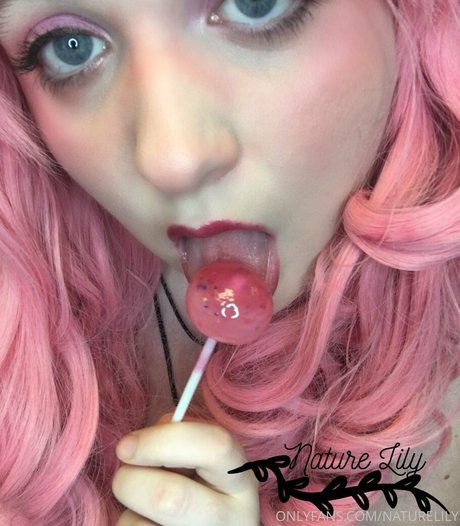 Photo nue de fuite OnlyFans de Naturebabylily