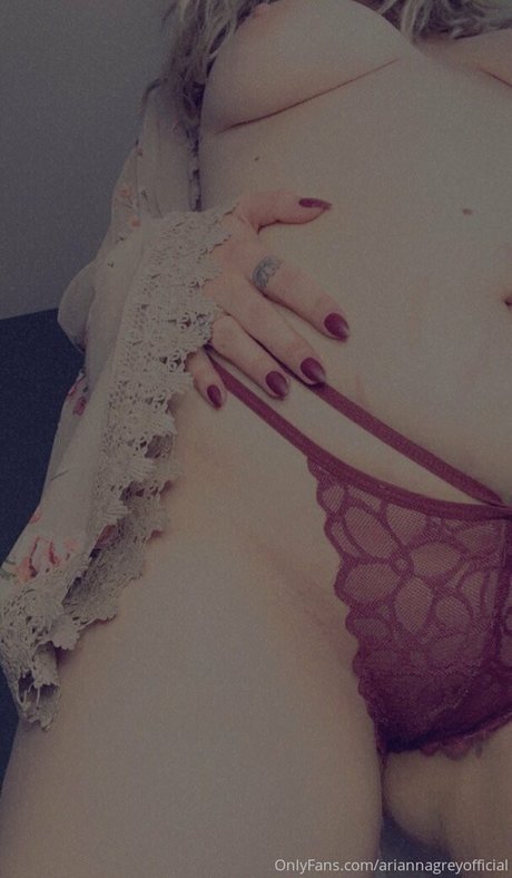 Nudes_plug