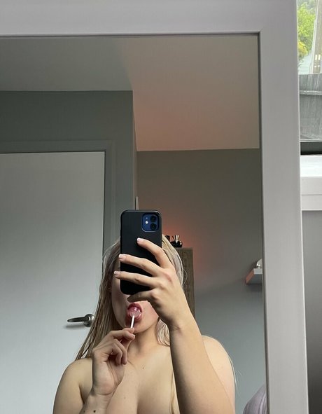 Photo nue de fuite OnlyFans de Misslexieg