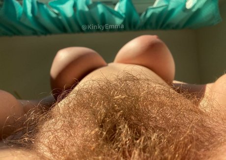 Photo nue de fuite OnlyFans de Kinkyemma