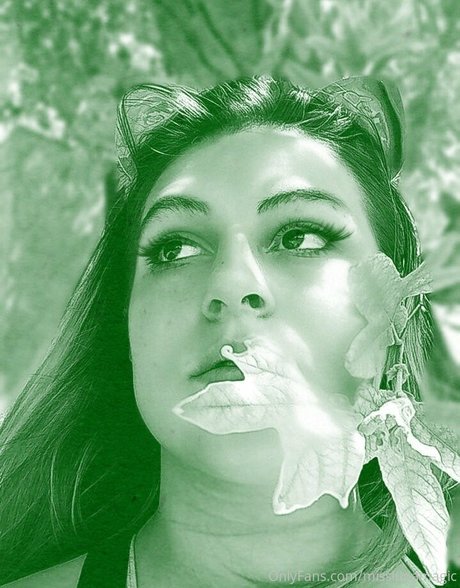 Photo nue de fuite OnlyFans de Misslunamagic