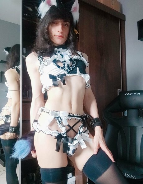 Photo nue de fuite OnlyFans de Hanyuuuwu