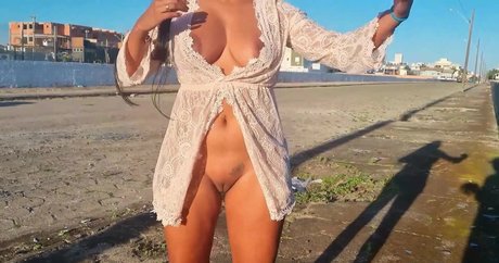 Photo nue de fuite OnlyFans de Sra Exibe