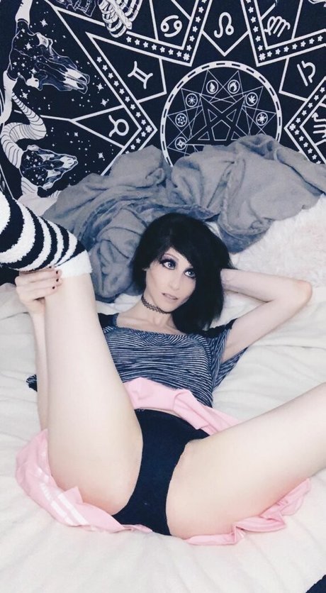 Photo nue de fuite OnlyFans de Urfavemo666