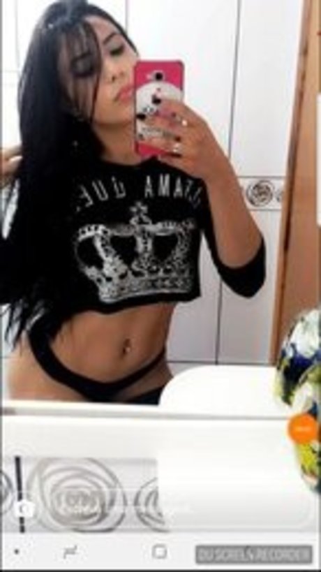 Photo nue de fuite OnlyFans de Helen Japa