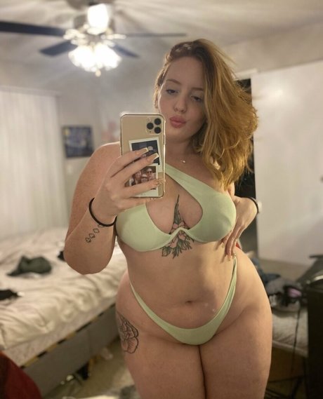 Photo nue de fuite OnlyFans de Queenkolle