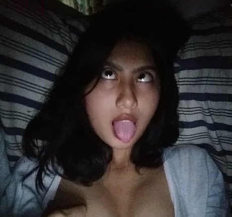Michaela Trinos