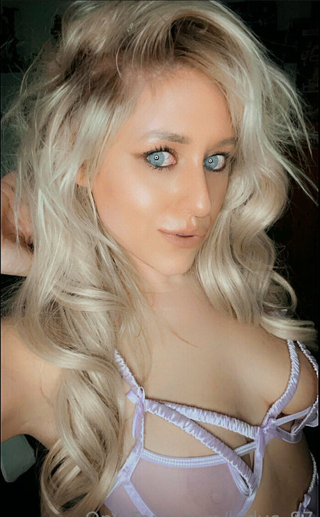 Photo nue de fuite OnlyFans de Ladyc87