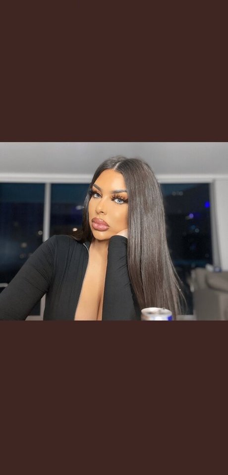 Photo nue de fuite OnlyFans de The Greek Freak