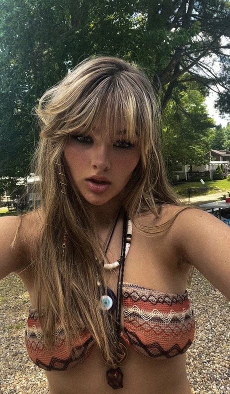 Photo nue de fuite OnlyFans de Ember Vail