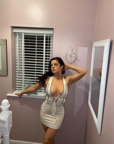 Photo nue de fuite OnlyFans de Emily Monks
