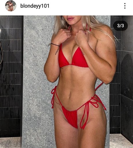 Photo nue de fuite OnlyFans de Blondeyy101