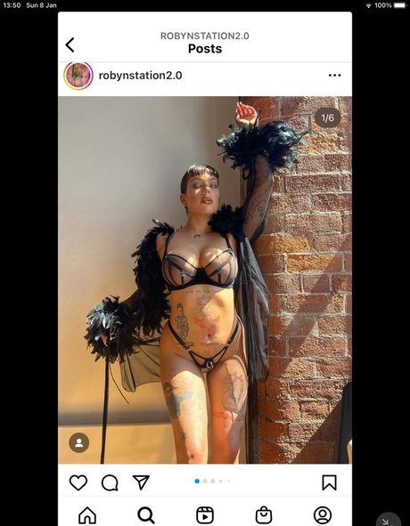 Photo nue de fuite OnlyFans de Robyn Station 20
