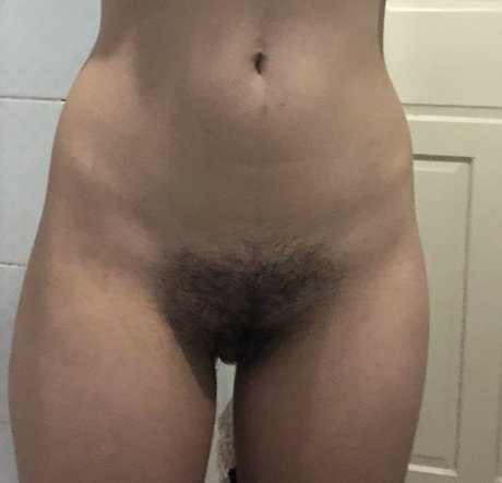 Photo nue de fuite OnlyFans de Lunarmaga