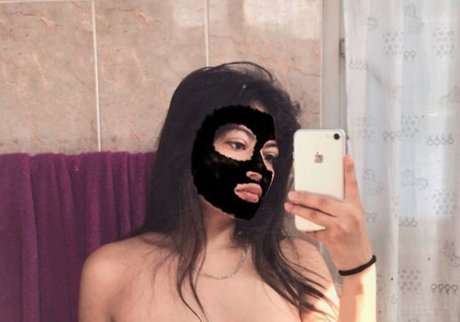 Photo nue de fuite OnlyFans de Paola Bustamante