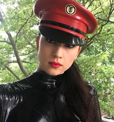 Photo nue de fuite OnlyFans de Lady Mephista
