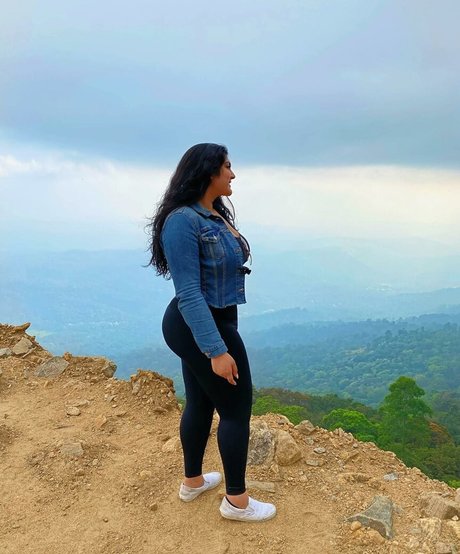 Photo nue de fuite OnlyFans de Sanjana