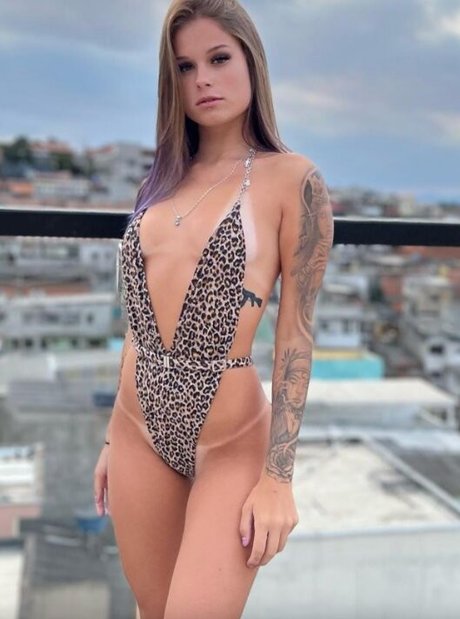 Photo nue de fuite OnlyFans de Manuela Conter