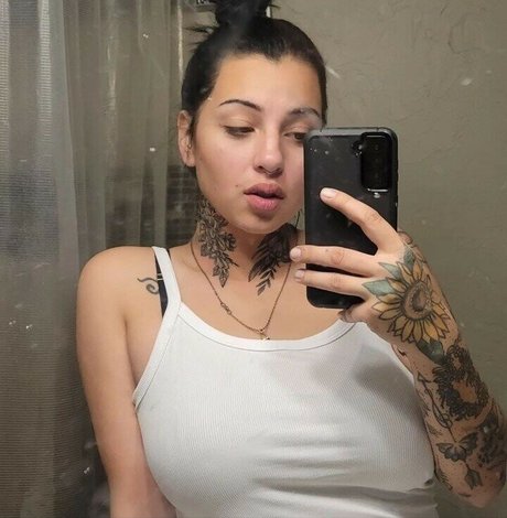Photo nue de fuite OnlyFans de Greanbeantv