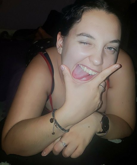 Photo nue de fuite OnlyFans de Cumslutval