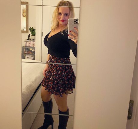 Photo nue de fuite OnlyFans de Kirsty Eccleston