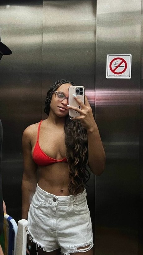 Photo nue de fuite OnlyFans de Rebeca Andrade
