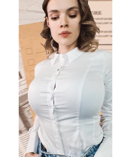 Photo nue de fuite OnlyFans de Sveta Koltunova